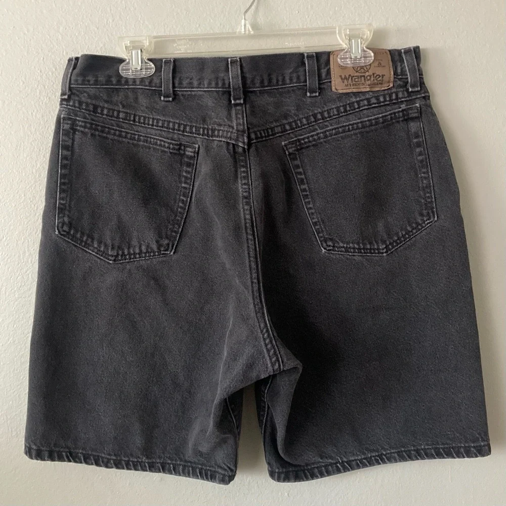 Vintage Wrangler Black Denim Shorts - Picture 3 of 6